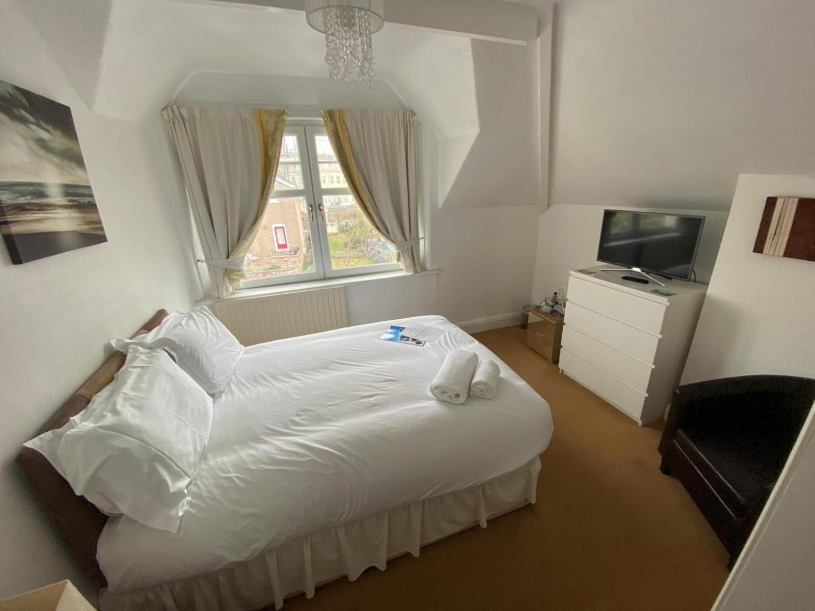 The Calder House Hotel Сіскейл Номер фото